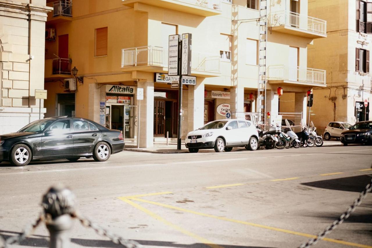B&B Il Profumo Del Porto Trapani Ngoại thất bức ảnh