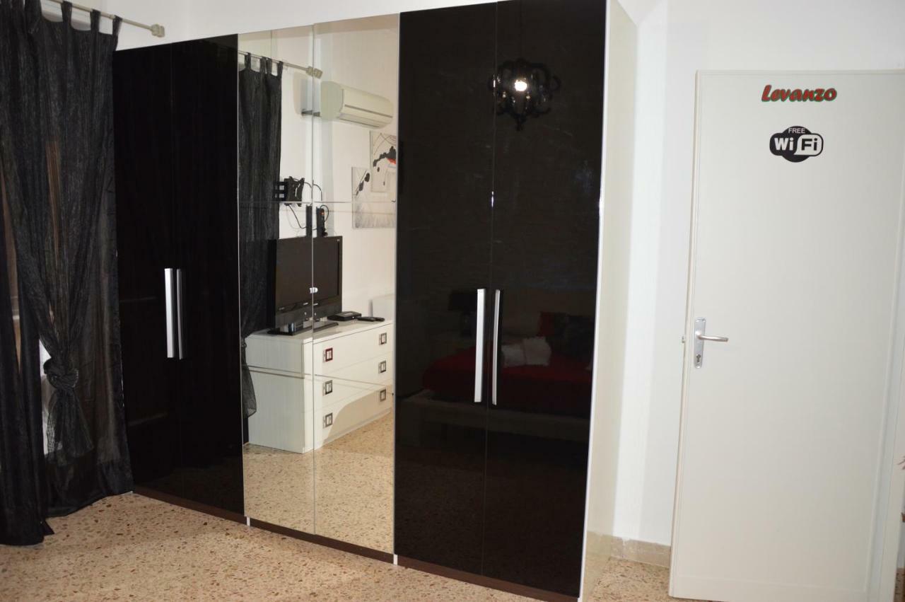 B&B Il Profumo Del Porto Trapani Ngoại thất bức ảnh